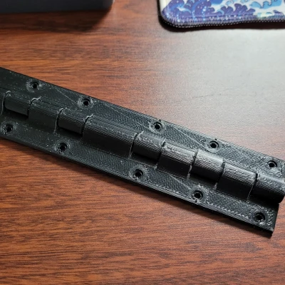 Bản lề bấm gài