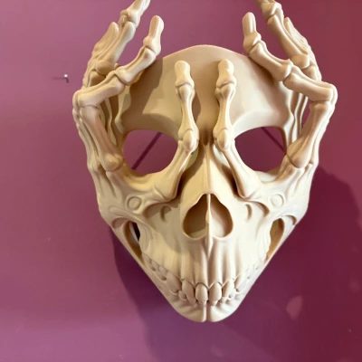 Mặt Nạ Đầu Lâu