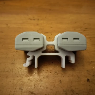 Giá đỡ Ray DIN WAGO 222 (Phiên bản Space Invaders!)