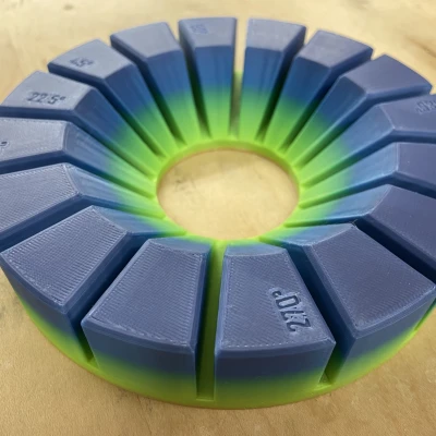 Khuôn Kính Màu Góc 22.5°