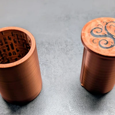 Hộp quà mê cung thử thách