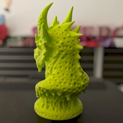 Tượng Đầu Rồng Độc Hại (Toxic Dragon Bust)