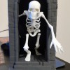 Mô Hình Hộp Sách Bộ Xương "Skeleton Book Nook" - Thumbnail 4