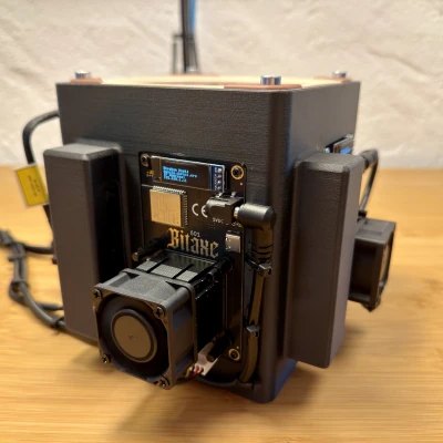 Tháp tản nhiệt 4 quạt Noctua cho BitAxe Gamma