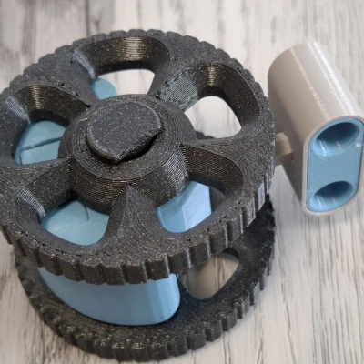 RUR 03 - Robot Lăn Tái Thiết Kế