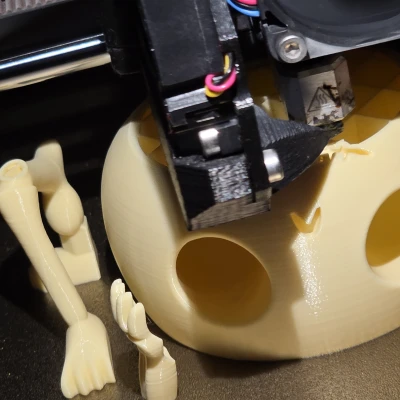 Bộ xương dễ thương ngồi với bí ngô (Trang trí Halloween)