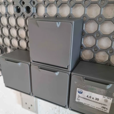 Hộp Nghiêng Xếp Gạch Cho Multiboard