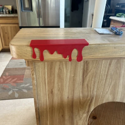 Mô hình nhỏ giọt máu "Bloody Drip"