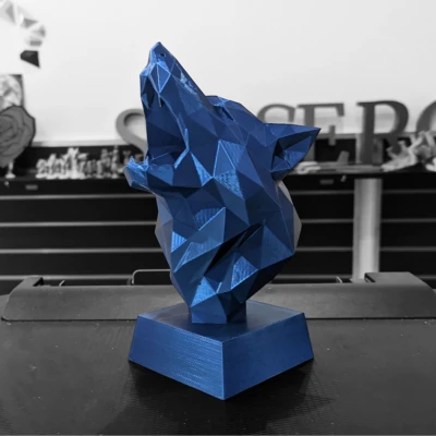 Tượng Đầu Sói Hình Học