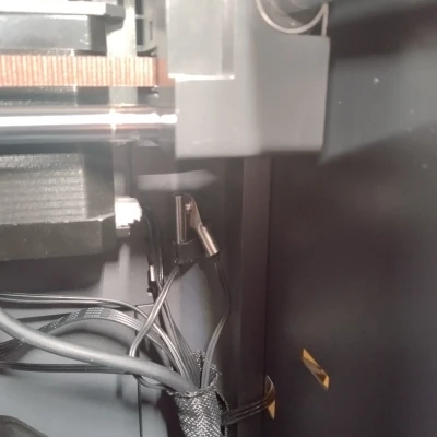 Bộ cách ly nhiệt cảm biến khung Centauri carbon