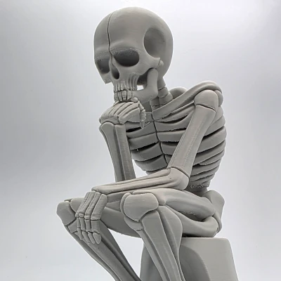 Tượng Bộ Xương Đang Suy Tư