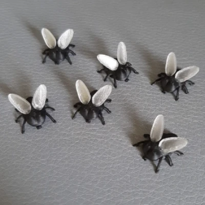 Ruồi cho Halloween (không cần hỗ trợ)