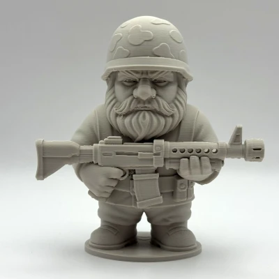 Chú Lùn Vệ Binh Quân Đội