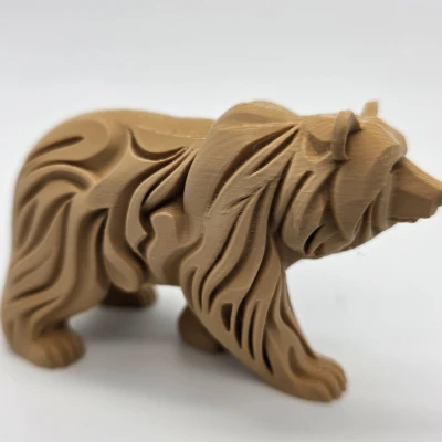 Tượng Gấu Đi Bộ Chạm Khắc Gỗ