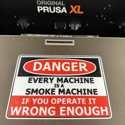 Biển Báo Máy Phun Khói