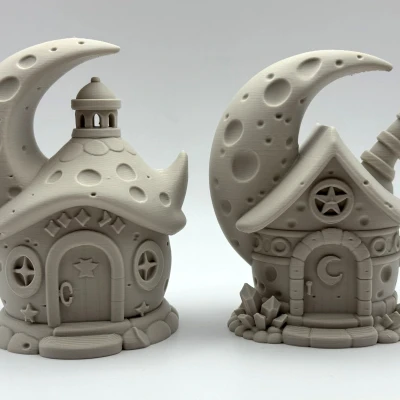 Nhà Cổ Tích Dưới Ánh Trăng