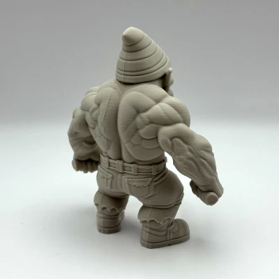 Chú Lùn Sát Thủ Dao – Đồ Trang Trí Khu Vườn Đầy Nguy Hiểm