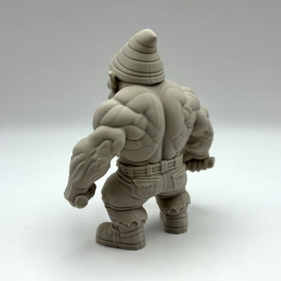 Chú Lùn Sát Thủ Dao – Đồ Trang Trí Khu Vườn Đầy Nguy Hiểm