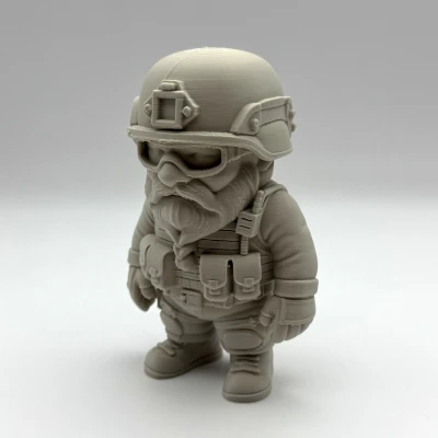 Ông Lùn Vệ Binh S.W.A.T. – Chiến Thuật, Râu Dài, Sẵn Sàng Hành Động!