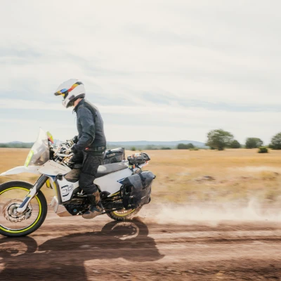 Ốp Lưng/Che Nắng Garmin Zumo XT2 Tread2