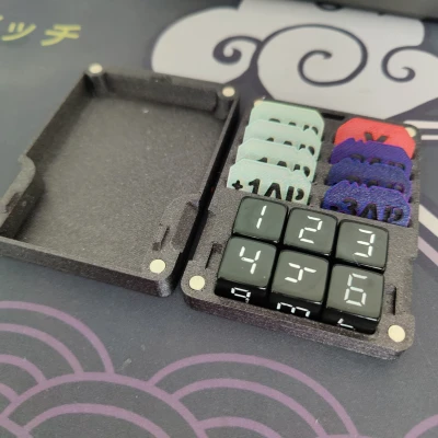 Hộp Đựng Xúc Xắc và Token Gundam Card Game