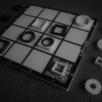 Phiên bản đa sắc màu của trò chơi cờ Cirquarles