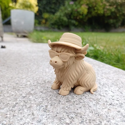 Summer Cow — Chú Bò Cao Nguyên Đi Nghỉ Mát