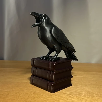 Tượng Quạ Trên Sách - Đồ Trang Trí Halloween Gothic