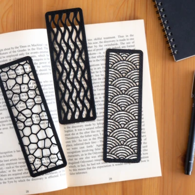 Dấu trang kẻ chỉ tối giản