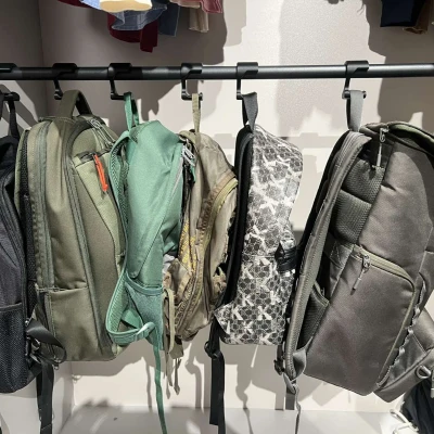 Móc Treo Ba Lô Thẩm Mỹ