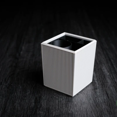 Kệ bút clarit • Pen Holder Tối Giản Hiện Đại