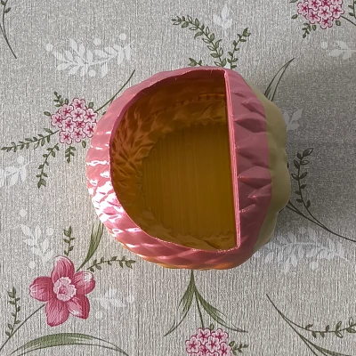 Kệ Bút Labubu - Mang sự hỗn loạn đáng yêu đến bàn làm việc của bạn!