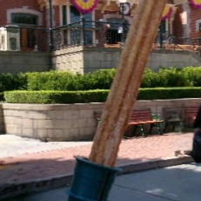 ChurroSaber - Cây Đèn Pin Ánh Sáng "Churro"