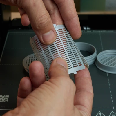 Hộp Đựng Cuộn Sợi Chứa Chất Hút Ẩm Có Biến Tấu