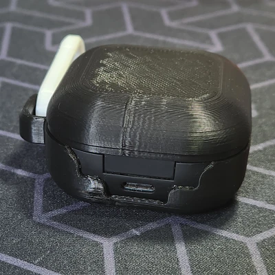 Ốp Galaxy Buds 2 Pro có khoen móc chìa khóa!