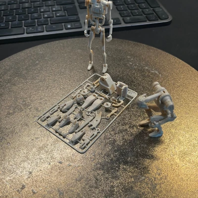 Mô Hình Battle Droid B1 Kit Card - Chỉnh sửa bởi iJoe dựa trên tác phẩm của @Willi