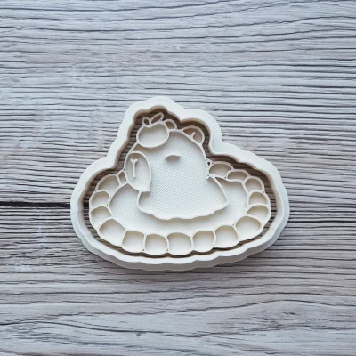 Bộ Dụng Cụ Cắt Bánh Quy Capybara Dễ Thương Kèm Táo Sấu
