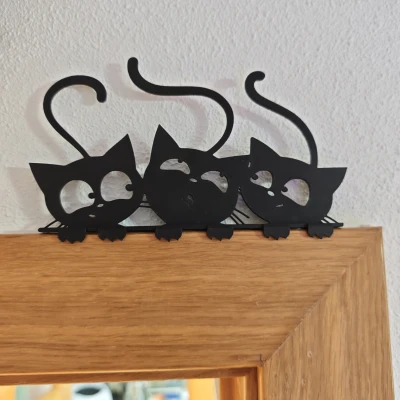 Tranh 3 Mèo Đen Treo Tường / Cửa - Có Chân Đế + Bản Phẳng #1