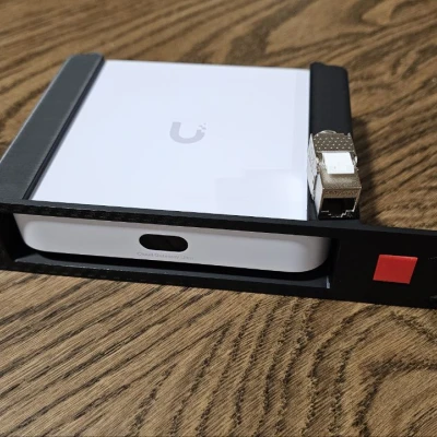 Giá đỡ Rack 10-inch cho UniFi UXG Max | UniFi UCG-Ultra | UniFi UCG-Max