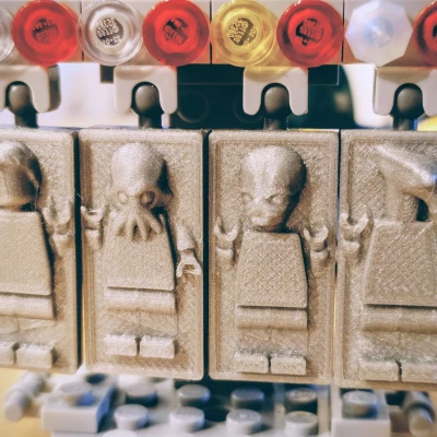 LEGO-Compatible Frozen in Carbonite Minifigures – Star Wars - Han Solo và sinh vật lạ (2x4 & 4x6)