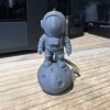 Móc Khóa Spaceman Dễ Thương Trên Tảng Đá - Thumbnail 2