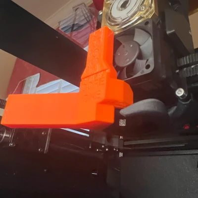 Dụng Cụ Thay Đầu Phun CORE One Có Tay Cầm