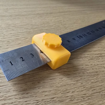 Chặn Thước Kẻ Kim Loại (30mm x 1mm)