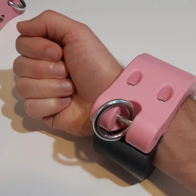 Còng Hồng và Đen (Parametric)