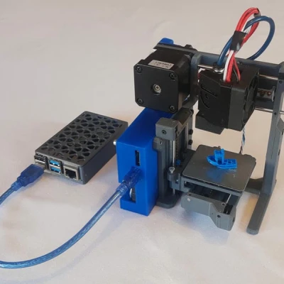 Máy in 3D mini tự chế từ linh kiện cũ