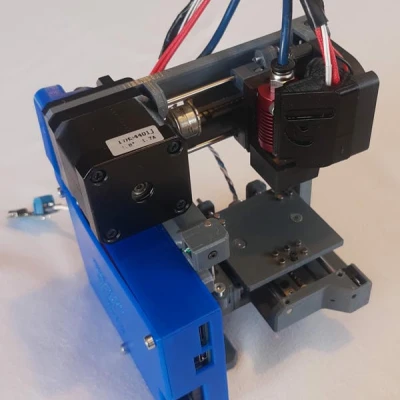 Máy in 3D mini tự chế từ linh kiện cũ