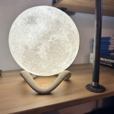 Đèn Mặt Trăng Lithophane với Chân Đế Lượn Sóng