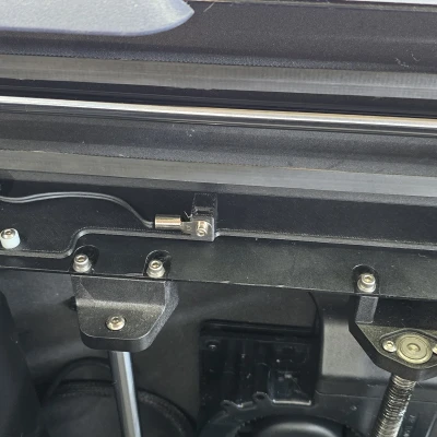 Giá đỡ Cảm biến Nhiệt độ Buồng Qidi Plus 4