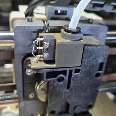 Qidi Q1 và Plus4 cảm biến sợi dây trên đầu in