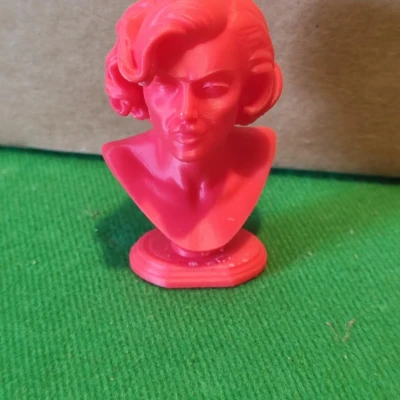 Tượng bán thân Marilyn Monroe